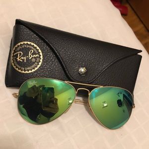 Ray-Ban Original Aviator Mirrored Sunglasses
